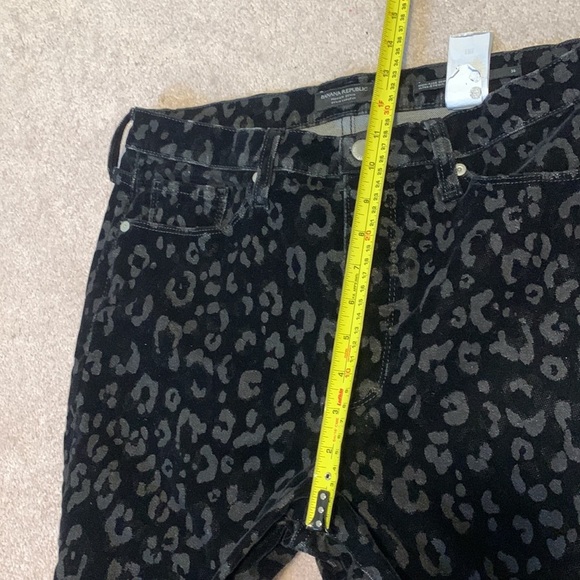 Banana Republic High Rise Animal Print Velvet Black Pants Women size 30 - Picture 14 of 17